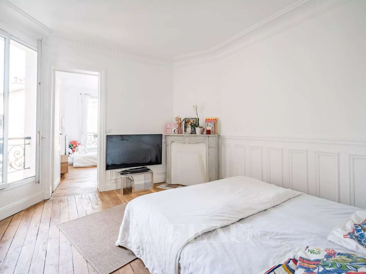 Apartment Paris 16e