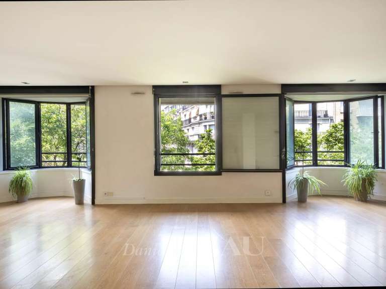 Apartment Paris 16e - 4 bedrooms - 134m²
