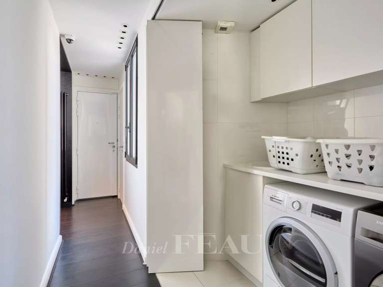 Appartement Paris 16e - 5 chambres - 228m²