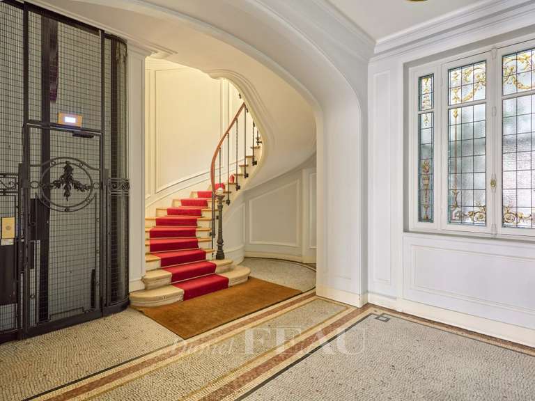 Apartment Paris 16e - 5 bedrooms - 228m²