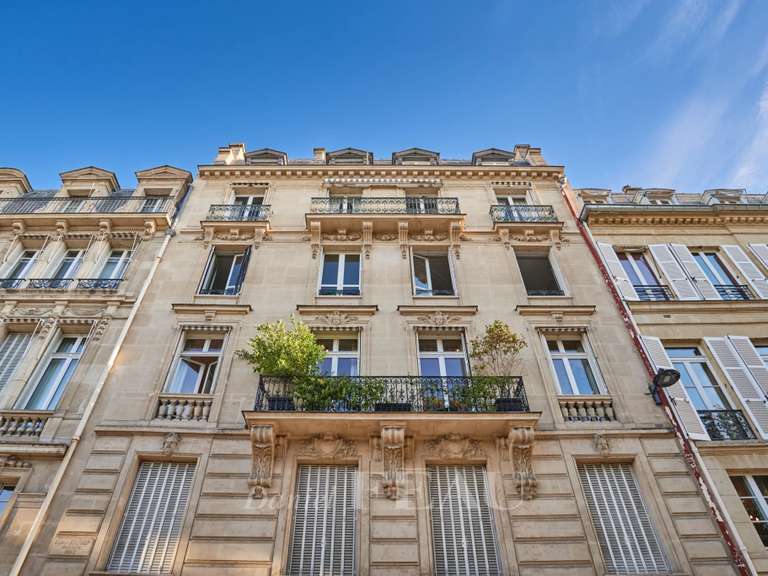 Appartement Paris 7e - 2 chambres - 80m²