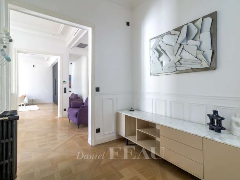 Appartement Paris 7e - 2 chambres - 80m²