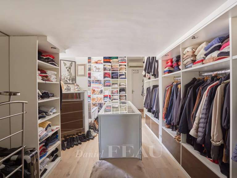 Appartement Paris 6e - 4 chambres - 222m²