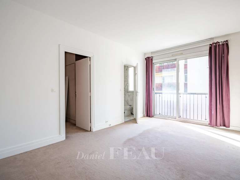 Appartement Paris 7e - 3 chambres - 106m²