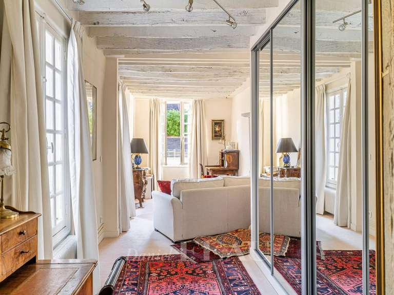 Appartement Paris 5e - 2 chambres - 120m²