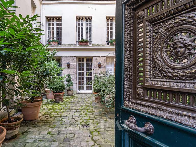 Appartement Paris 5e - 2 chambres - 120m²