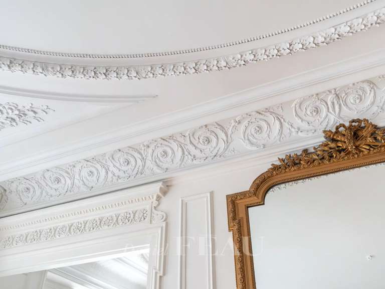 Appartement Paris 6e - 5 chambres - 172m²