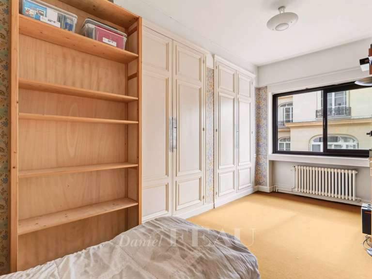 Appartement Paris 17e - 6 chambres - 318m²
