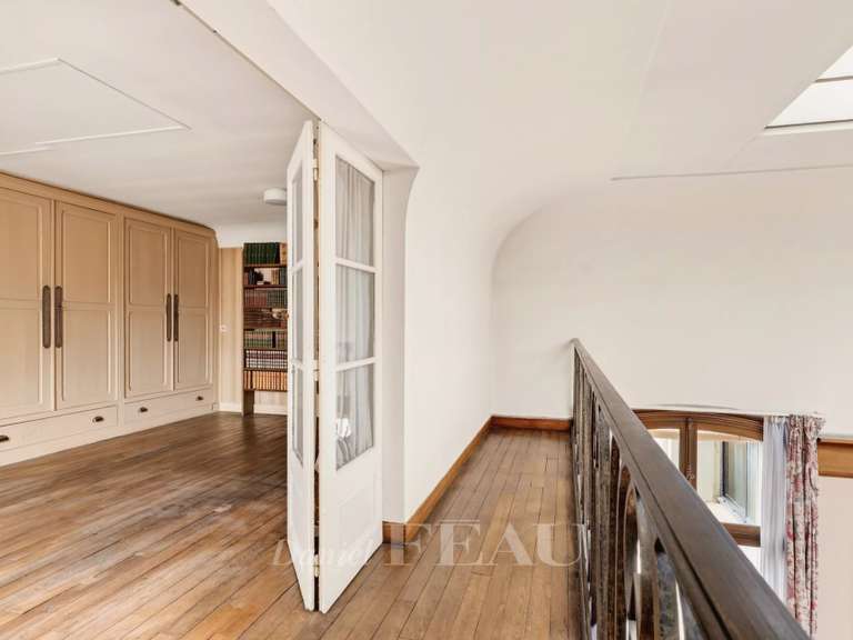 Appartement Paris 17e - 6 chambres - 318m²