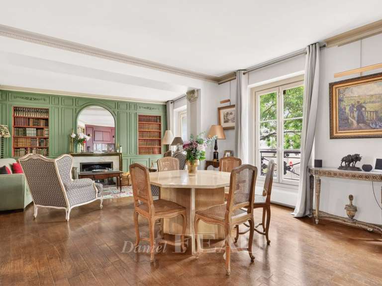 Appartement Paris 17e - 3 chambres - 120m²