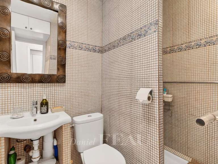 Appartement Paris 17e - 4 chambres - 147m²