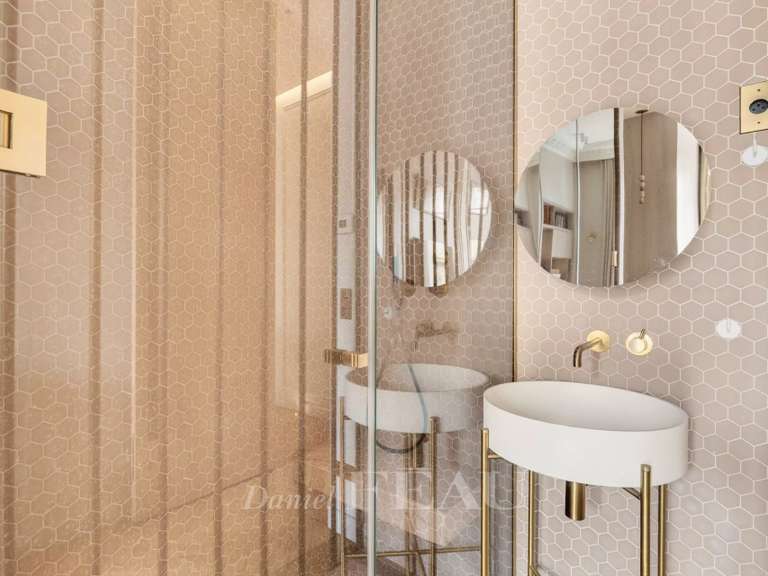 Appartement Paris 17e - 5 chambres - 228m²