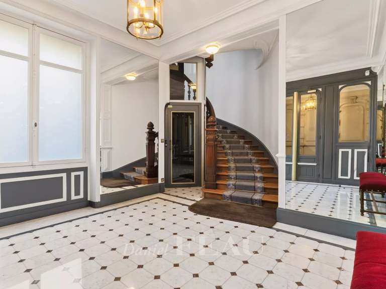 Apartment Paris 17e - 5 bedrooms - 228m²