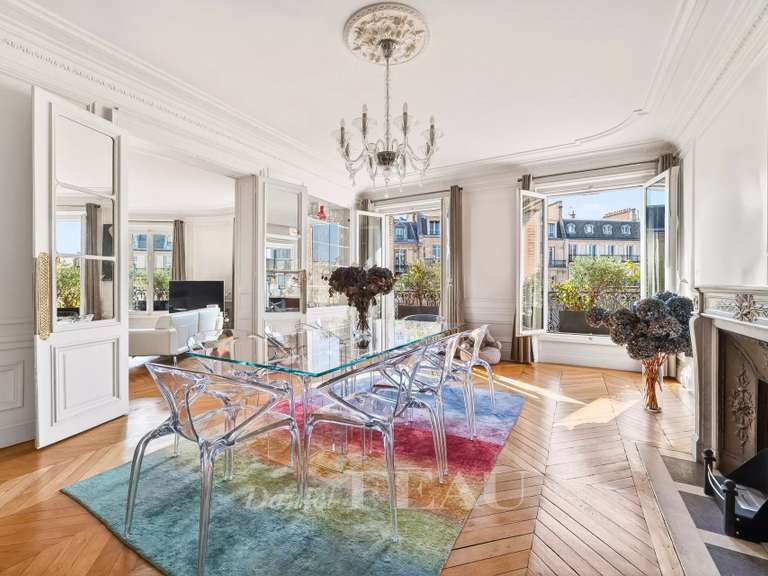Appartement Paris 8e - 4 chambres - 264m²