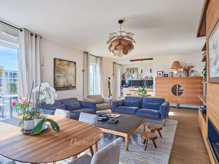 Appartement Paris 17e - 4 chambres - 167m²