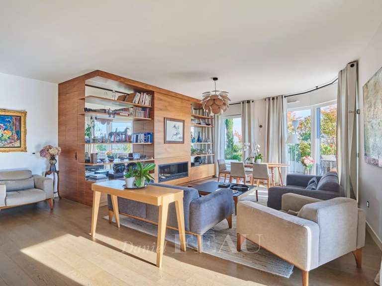 Appartement Paris 17e - 4 chambres - 167m²