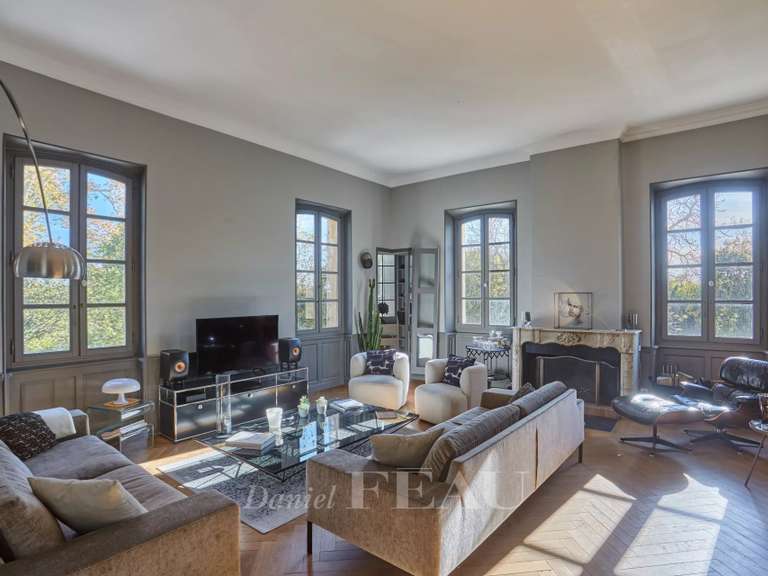Apartment Aix-en-Provence - 2 bedrooms - 158m²