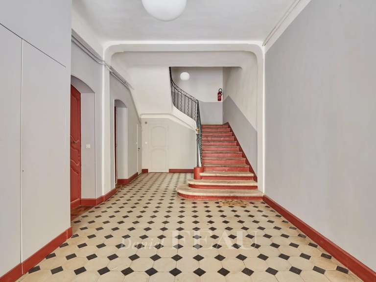 Appartement Aix-en-Provence - 1 chambre - 77m²
