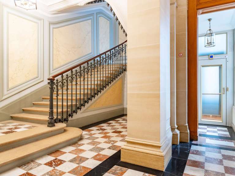 Appartement Paris 7e - 4 chambres - 230m²