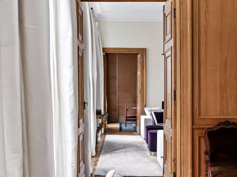 Appartement Paris 7e - 2 chambres - 160m²