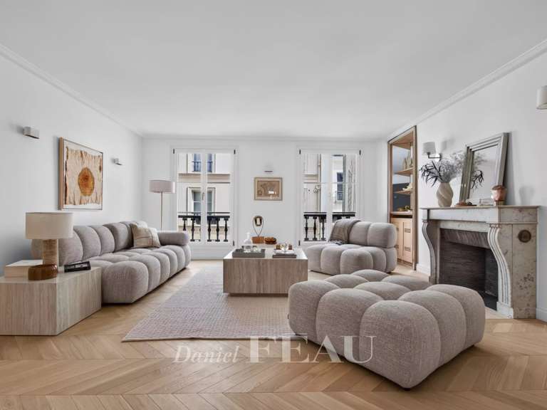 Appartement Paris 7e - 2 chambres - 135m²
