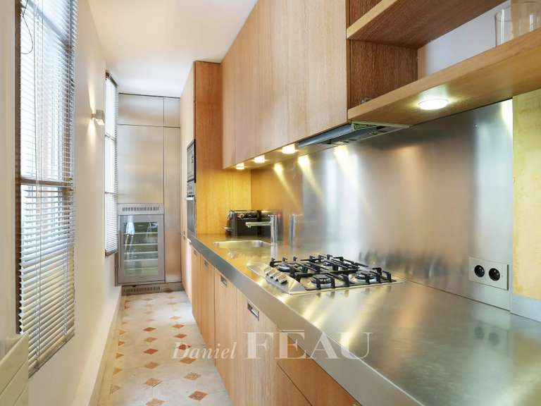 Appartement Paris 7e - 1 chambre - 69m²