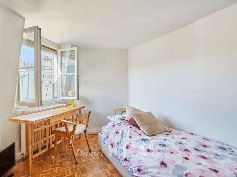 Appartement Paris 7e - 2 chambres - 83m²