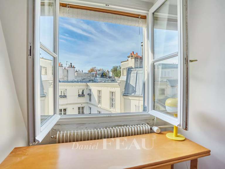 Appartement Paris 7e - 2 chambres - 83m²