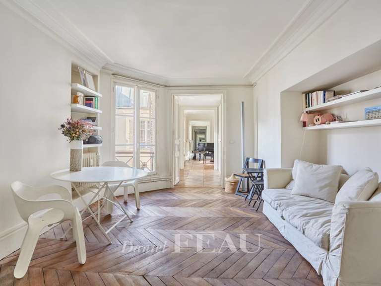 Appartement Paris 7e - 2 chambres - 83m²