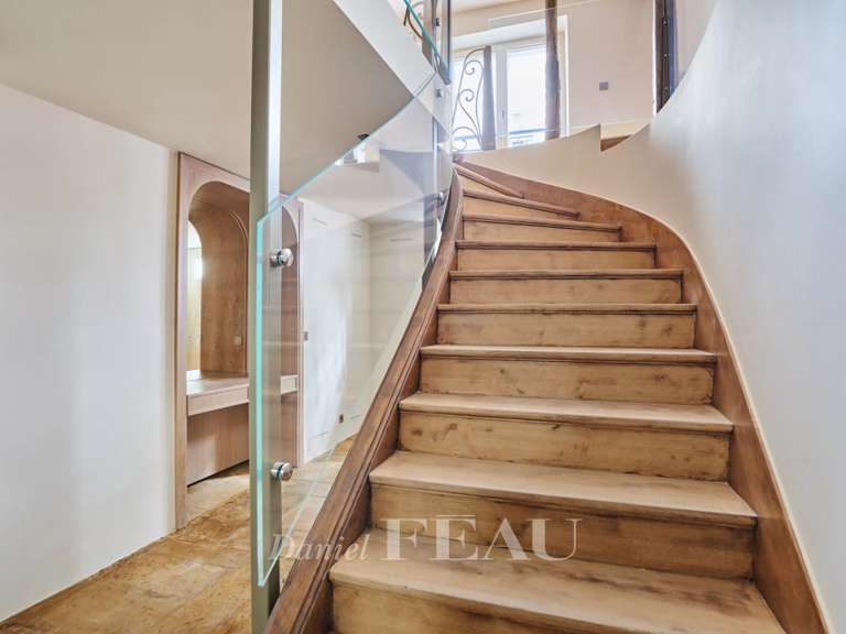 Appartement Paris 7e - 2 chambres - 90m²