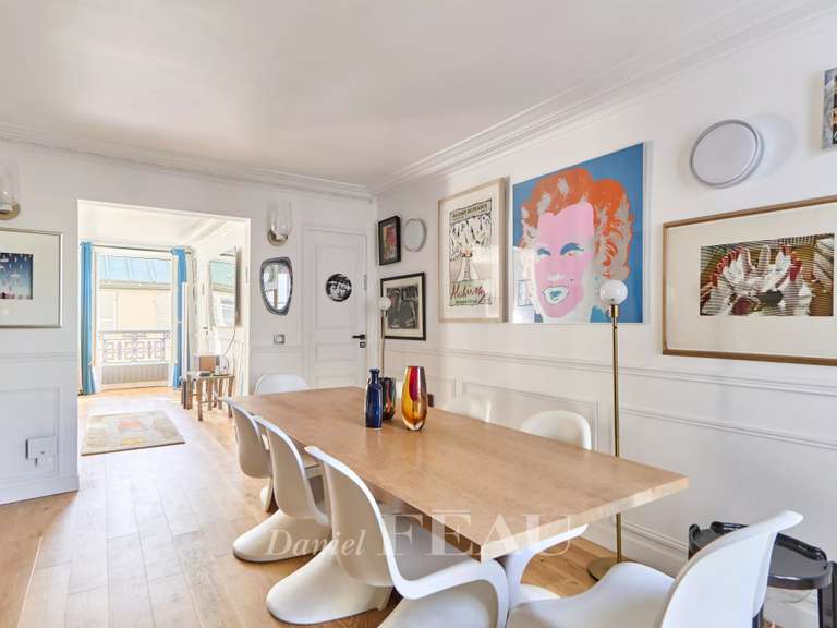 Appartement Paris 7e - 2 chambres - 90m²