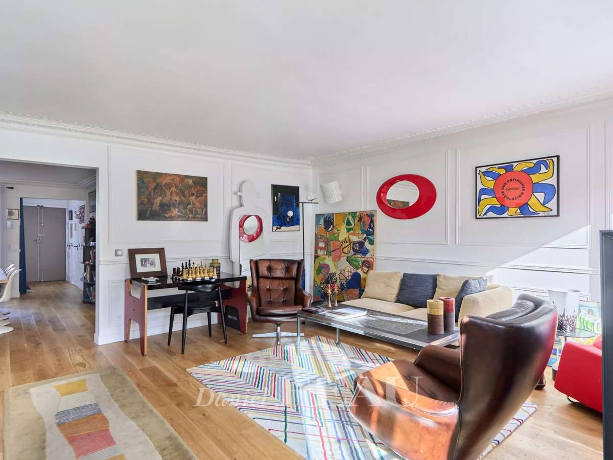 Apartment Paris 7e