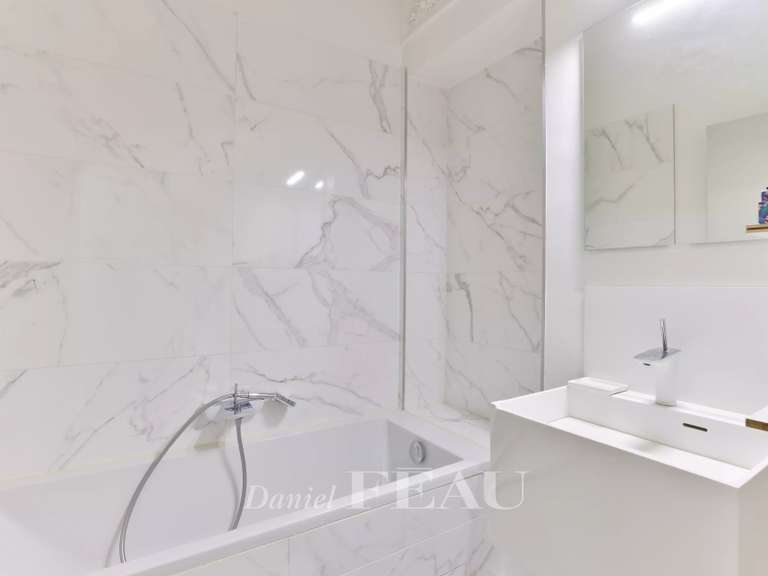 Appartement Paris 7e - 4 chambres - 159m²