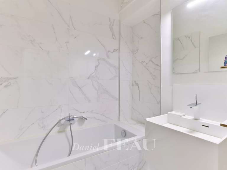 Appartement Paris 7e - 4 chambres - 159m²