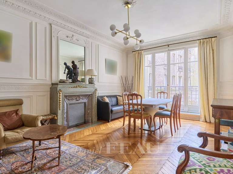 Appartement Paris 16e - 4 chambres - 181m²