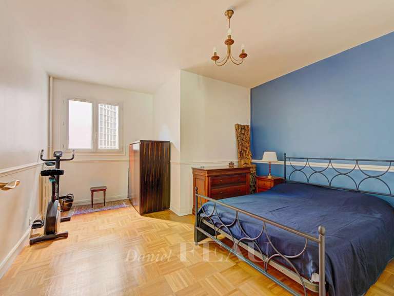 Appartement Paris 16e - 2 chambres - 120m²