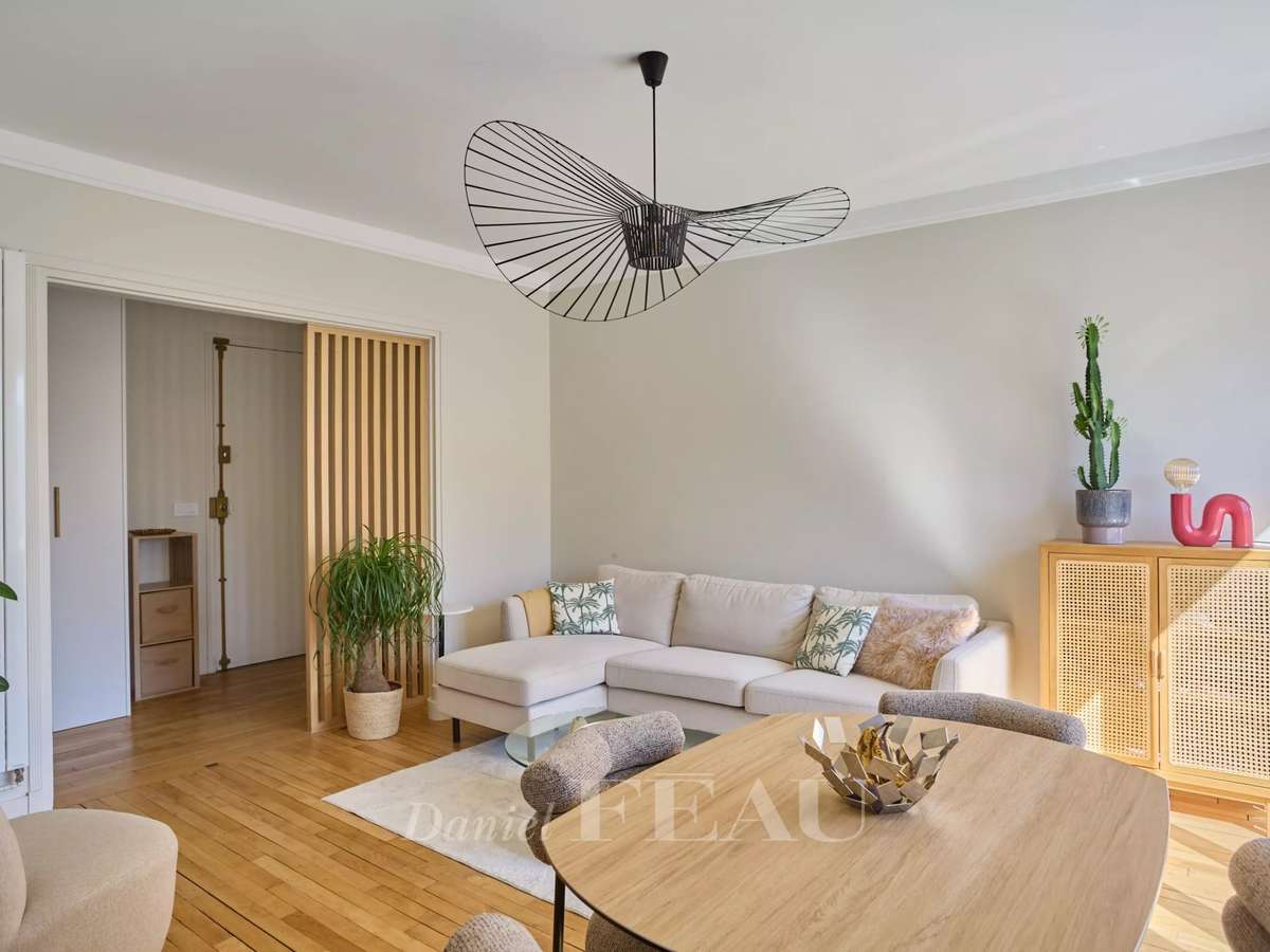Apartment Paris 15e