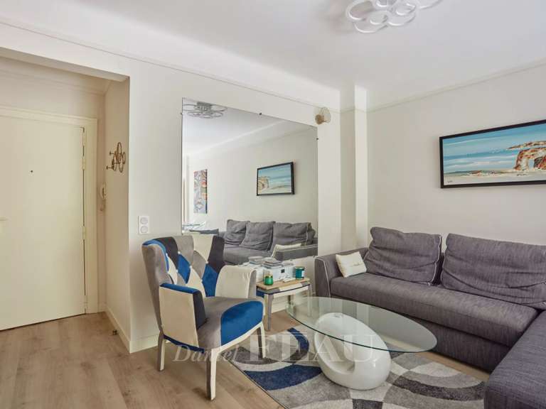 Appartement Paris 16e - 2 chambres - 58m²