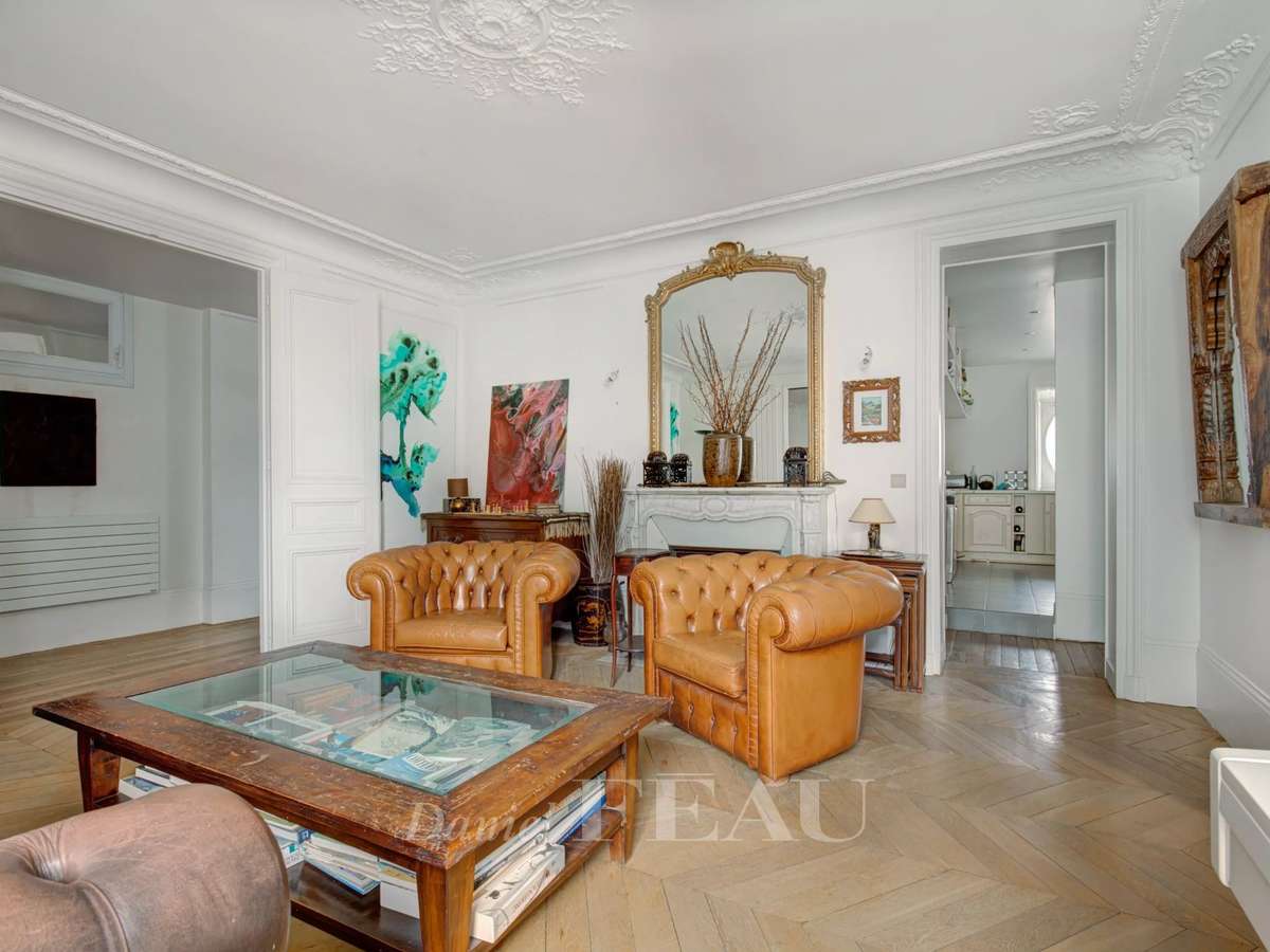 Apartment Paris 16e