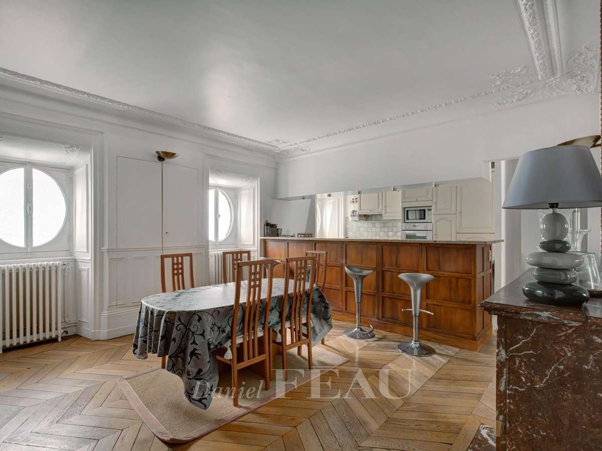 Apartment Paris 16e