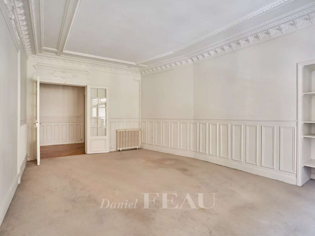 Apartment Paris 16e