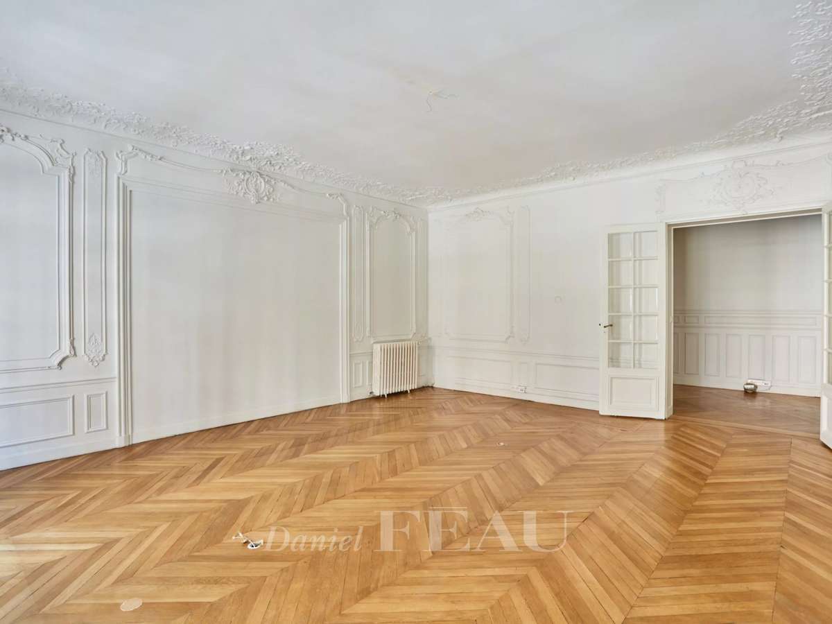 Apartment Paris 16e