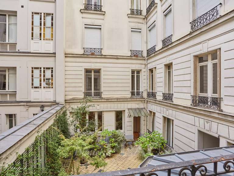 Appartement Paris 16e - 5 chambres - 269m²