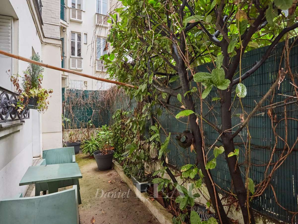 Apartment Paris 16e