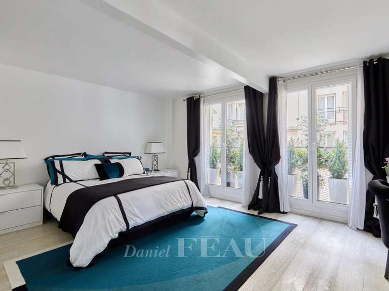Appartement Paris 16e - 2 chambres - 105m²