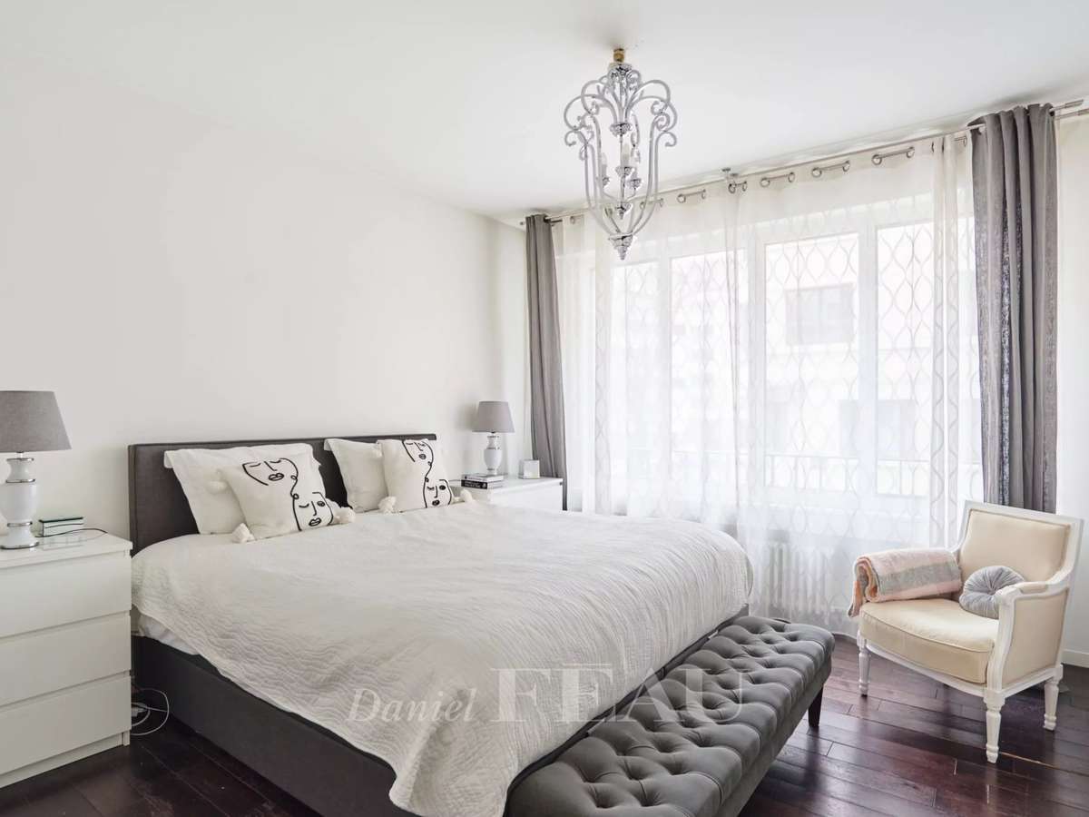 Apartment Paris 16e