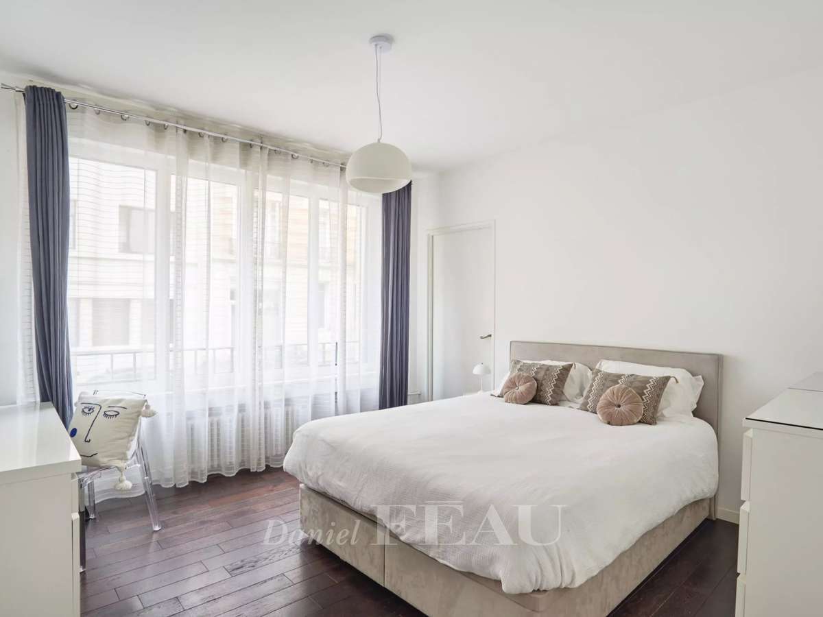 Apartment Paris 16e