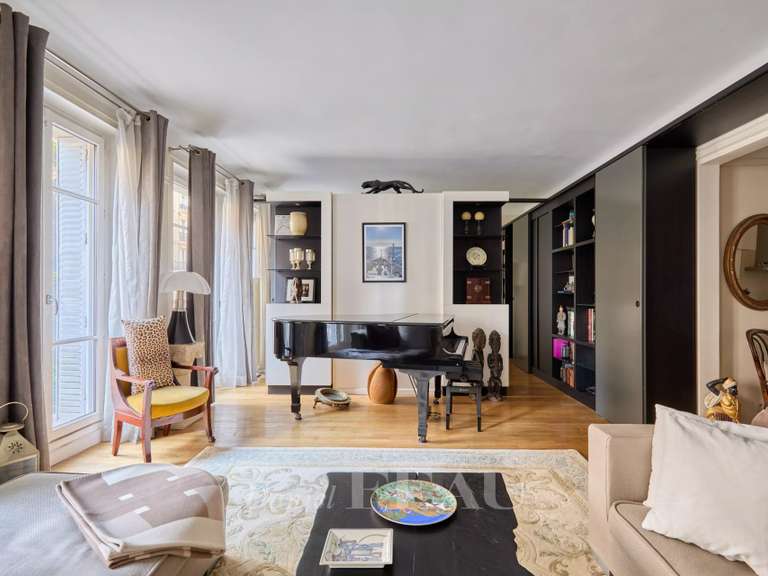 Appartement Paris 16e - 2 chambres - 91m²
