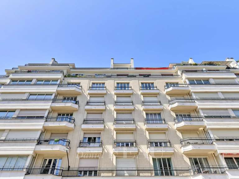 Appartement Paris 16e - 2 chambres - 94m²