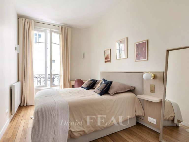 Apartment Neuilly-sur-Seine - 4 bedrooms - 181m²